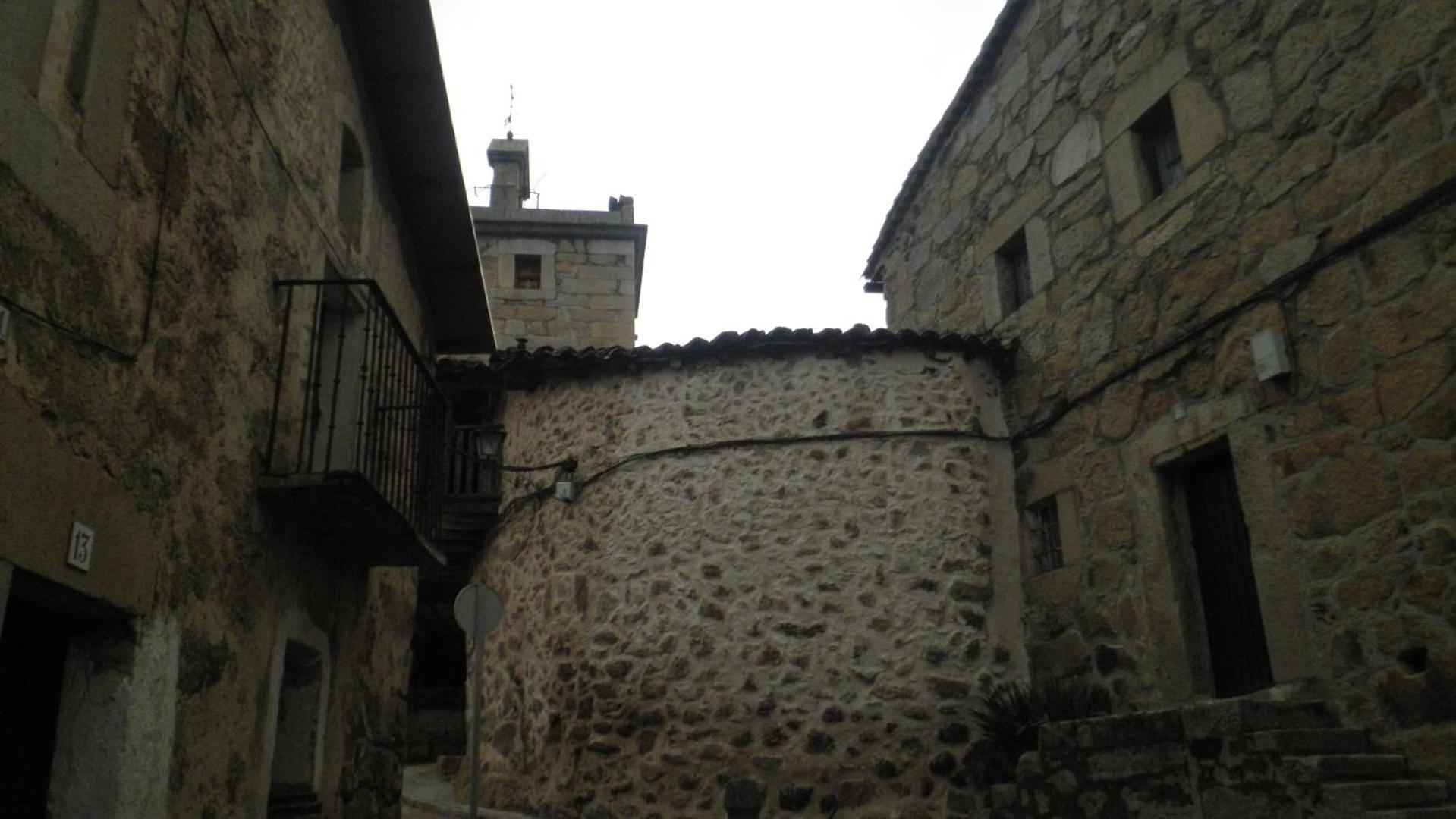 aMatalasviñas Piedralaves Exterior foto