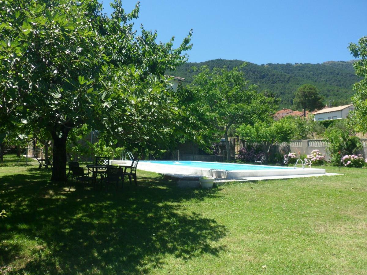 aMatalasviñas Piedralaves Exterior foto